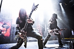 Arch Enemy at Club Nokia © Bryan Crabtree