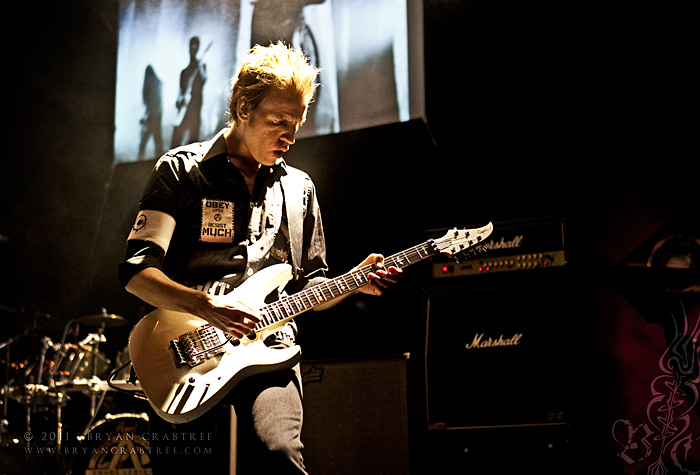 Arch Enemy at Club Nokia © Bryan Crabtree