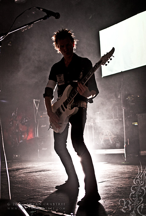 Arch Enemy at Club Nokia © Bryan Crabtree