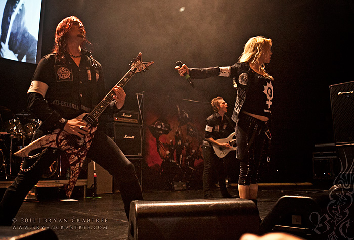 Arch Enemy at Club Nokia © Bryan Crabtree