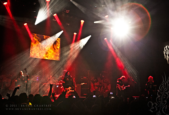 Arch Enemy at Club Nokia © Bryan Crabtree