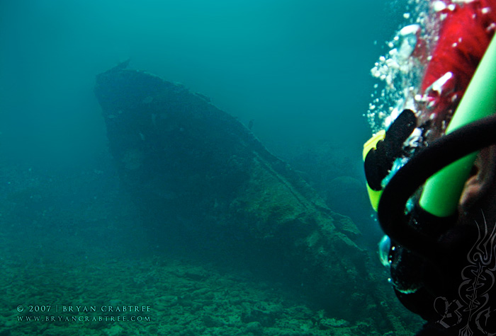 Scuba Diving in Aruba – April 2007 © Bryan Crabtree